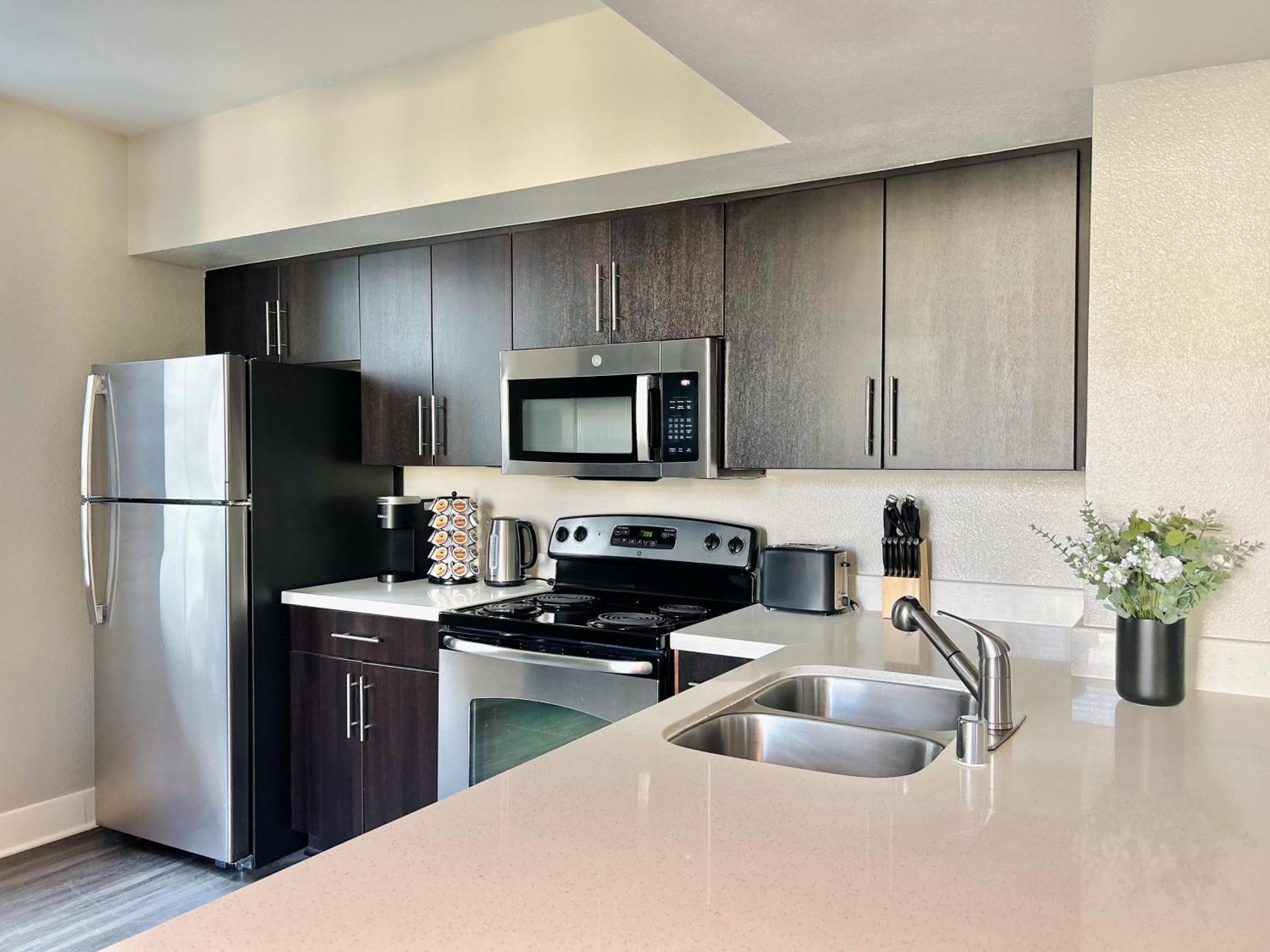 2Bd 2Ba Santa Monica Apartment With Relaxing Pool View Los Ángeles Exterior foto