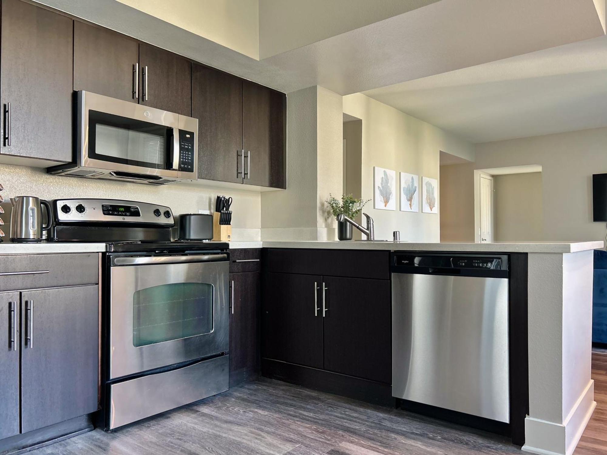 2Bd 2Ba Santa Monica Apartment With Relaxing Pool View Los Ángeles Exterior foto