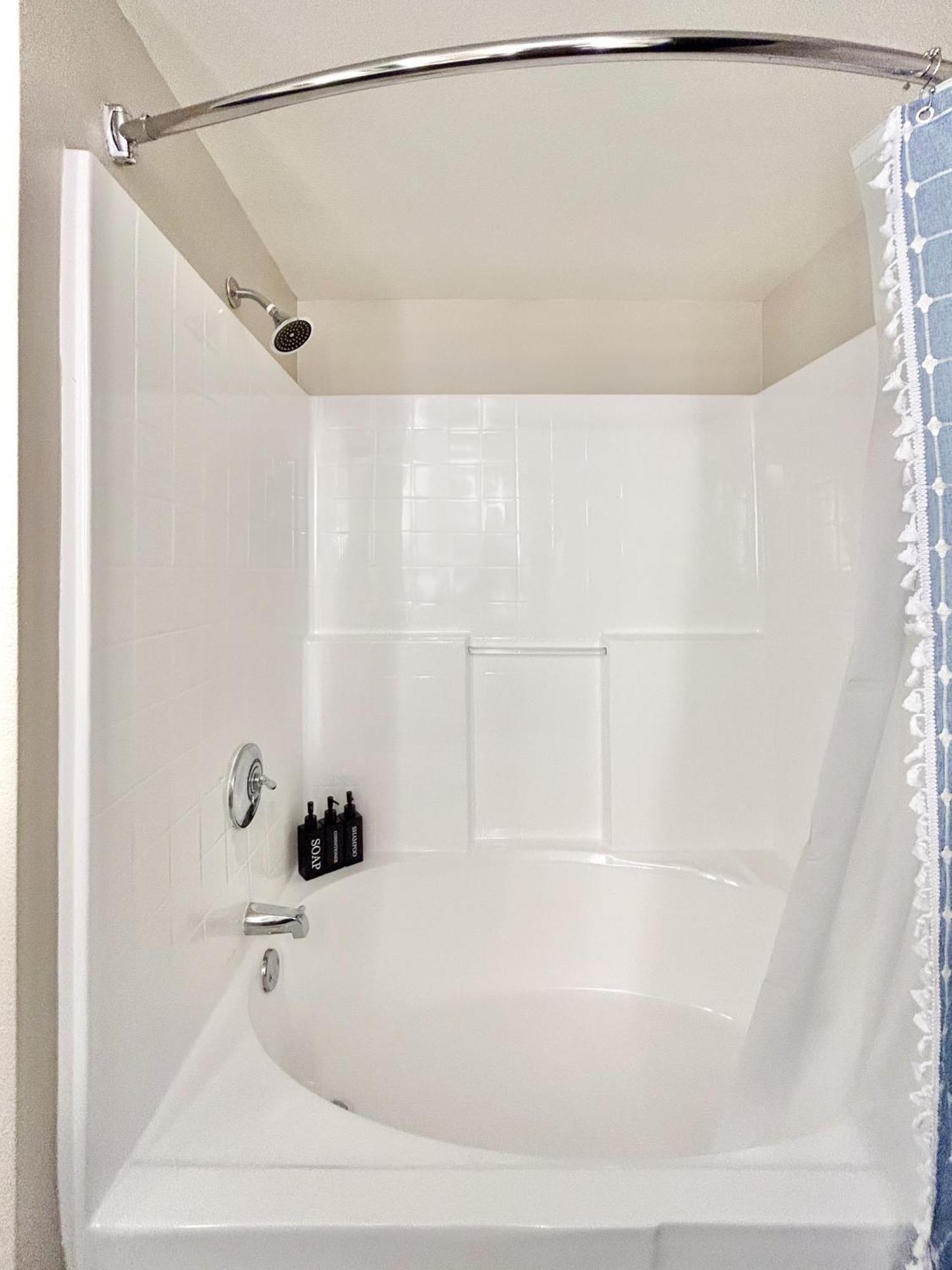 2Bd 2Ba Santa Monica Apartment With Relaxing Pool View Los Ángeles Exterior foto